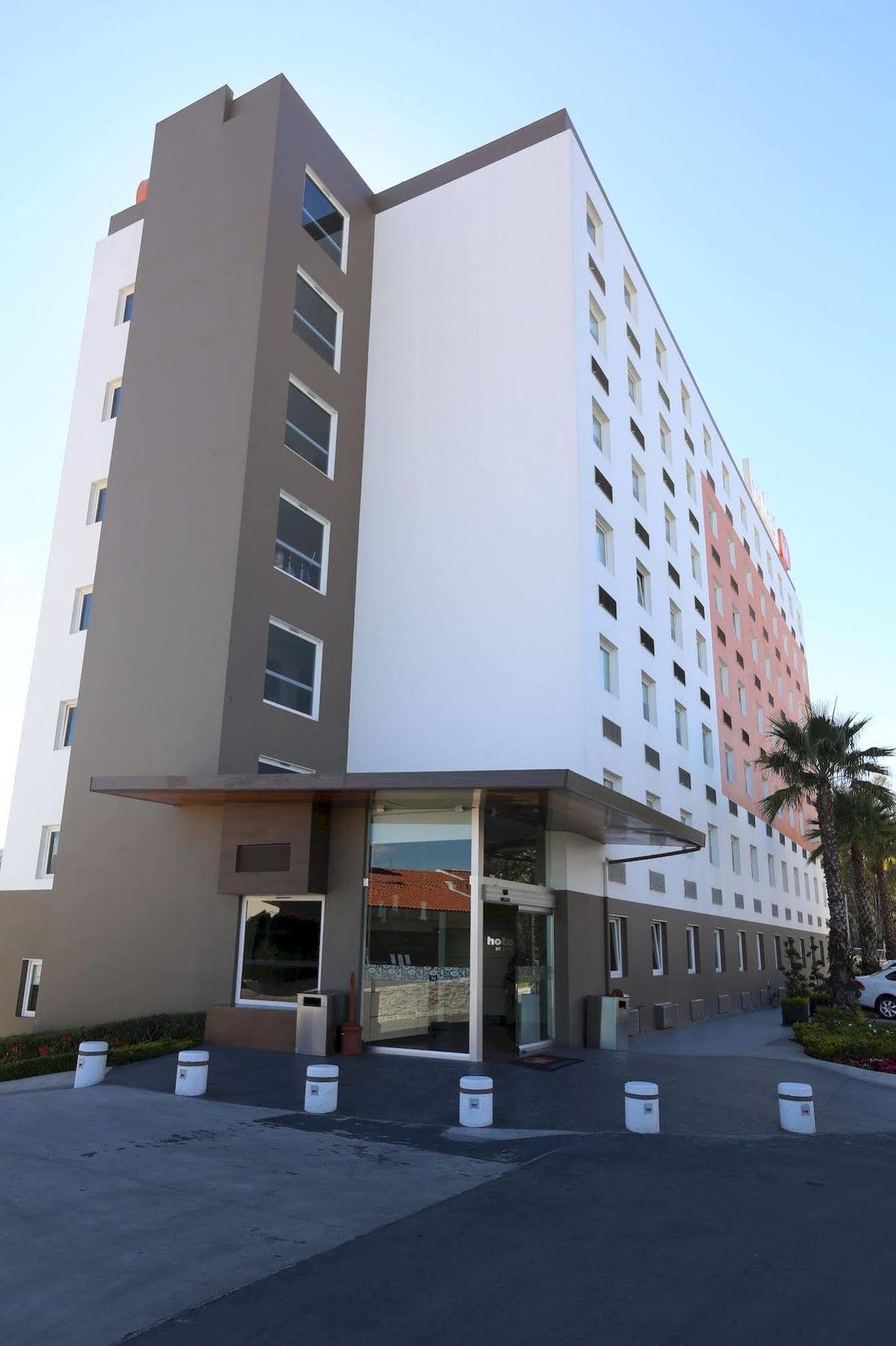Hotel Hi! Zapopan Exterior photo
